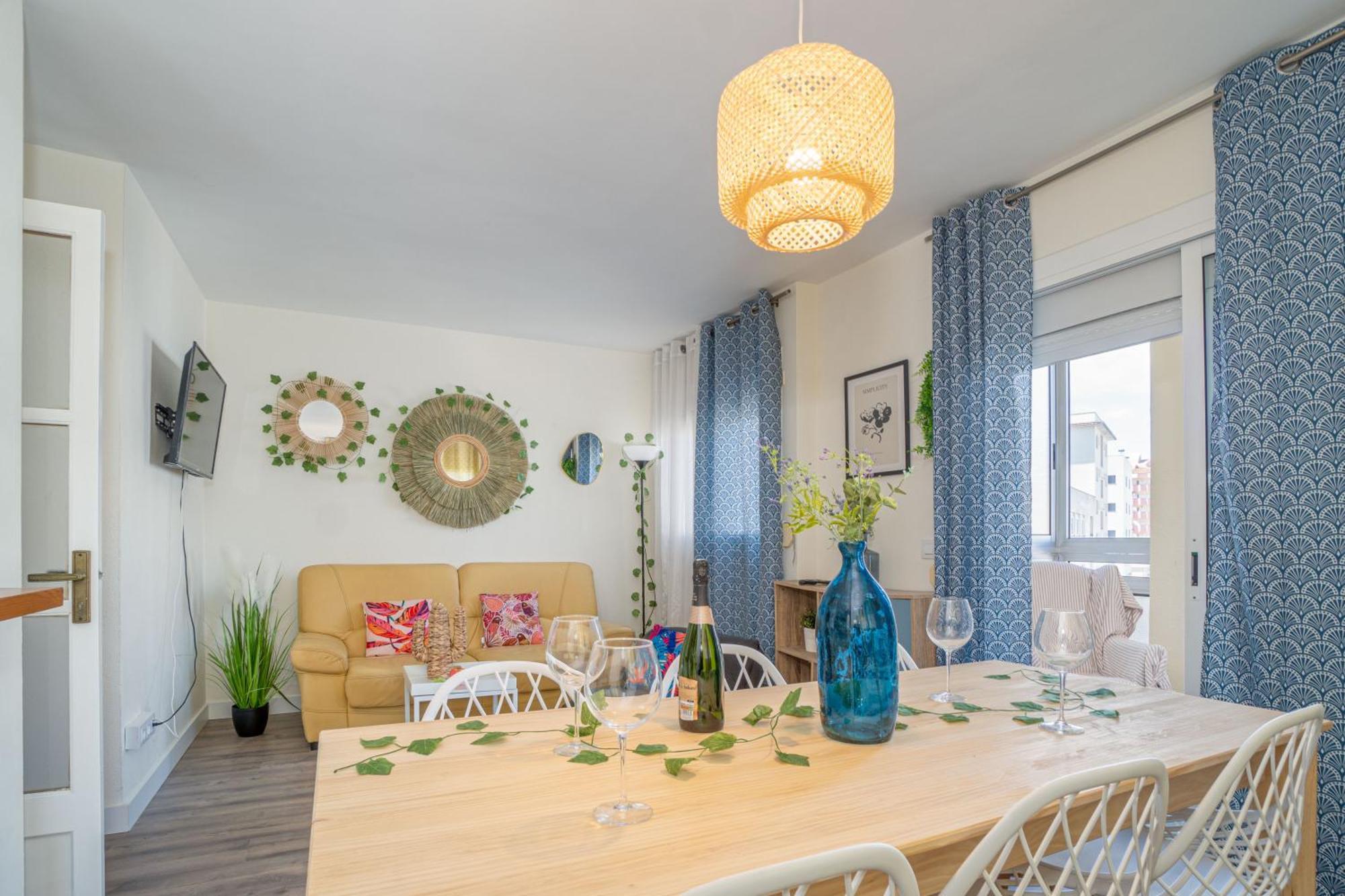Est1-Spaciouss Appartment In The Beach, Bbq, Downtonwn, Parking, Fast Wifi Fibre 로지즈 외부 사진