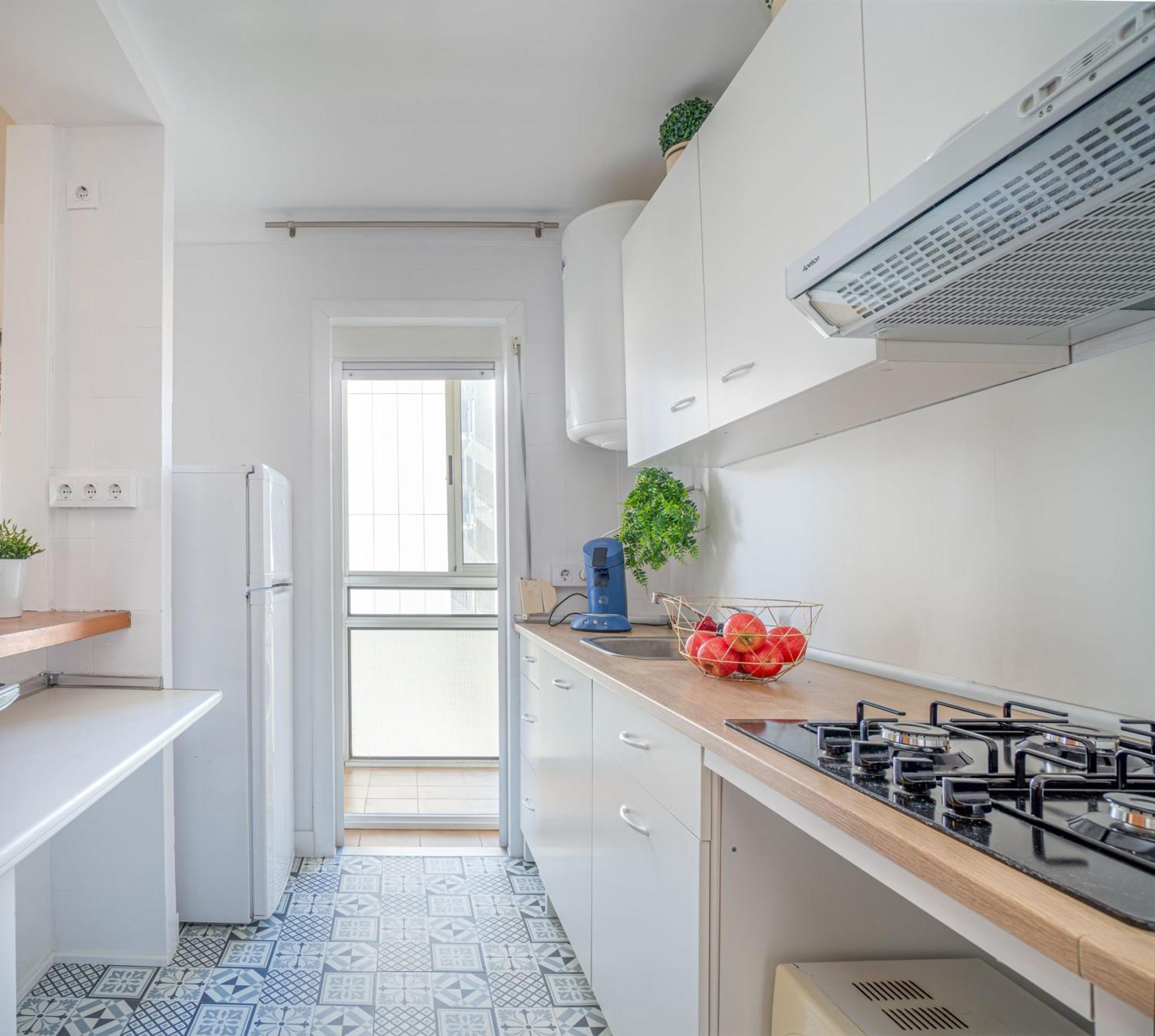 Est1-Spaciouss Appartment In The Beach, Bbq, Downtonwn, Parking, Fast Wifi Fibre 로지즈 외부 사진