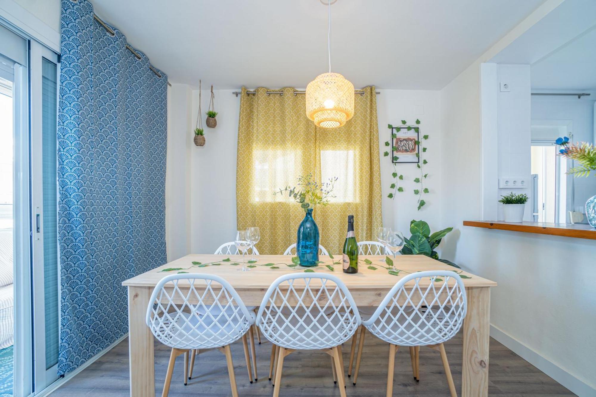 Est1-Spaciouss Appartment In The Beach, Bbq, Downtonwn, Parking, Fast Wifi Fibre 로지즈 외부 사진